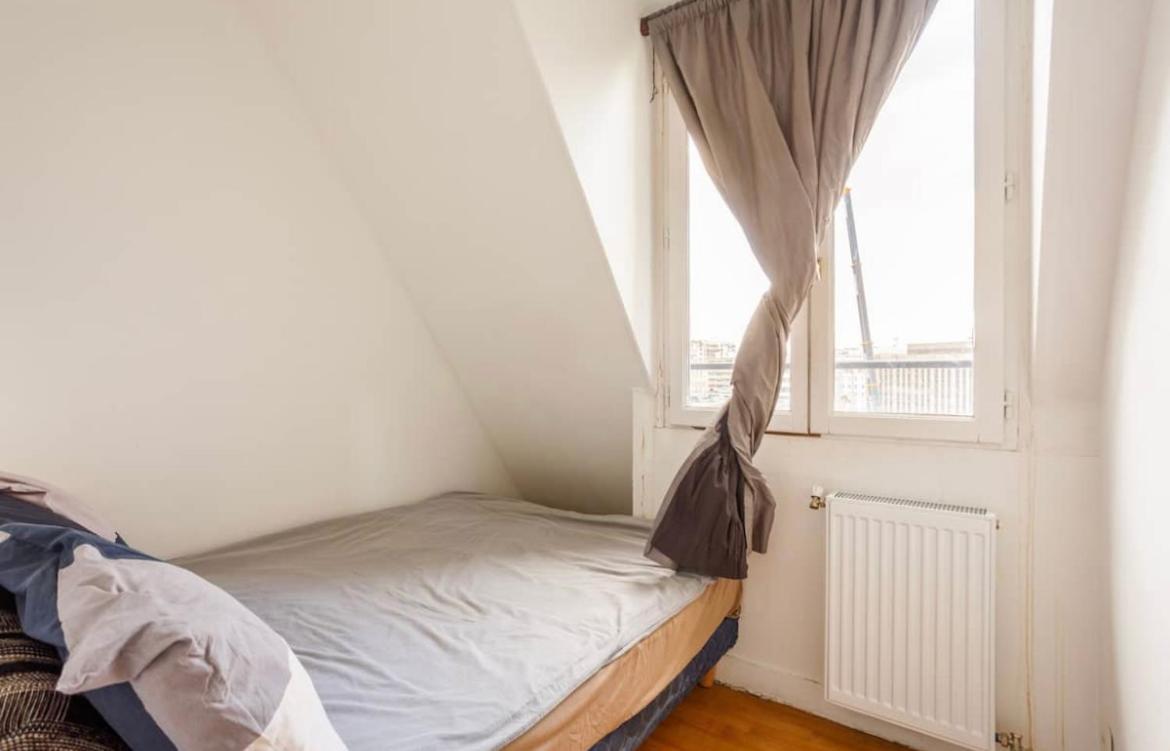 Beautiful Apartment With A View Of Eiffel Tower In Center Parigi Esterno foto